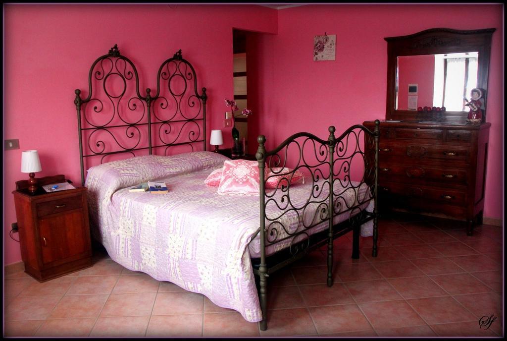 Bed And Breakfast Val D'Oche Castel Boglione Pokój zdjęcie